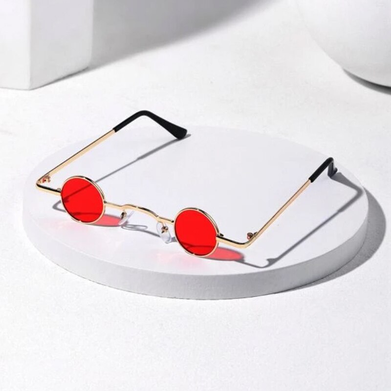 Vintage Rock Punk Man Sunglass - مراجعة Metal Photo Panel وسعره